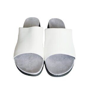 CROFT & Barrow White Leather Slip on Sandals Shoes